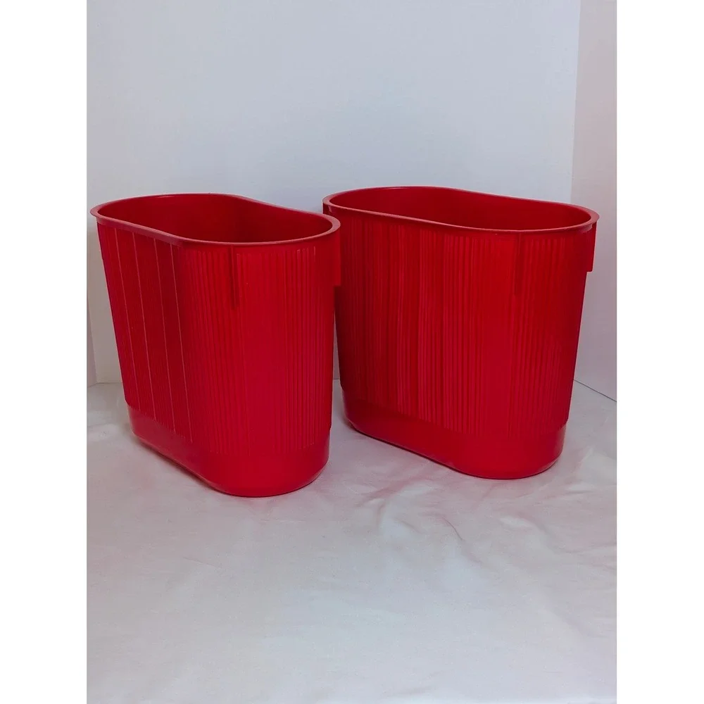 Rubbermaid lot vintage